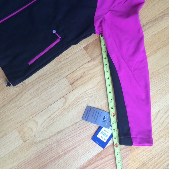 Reebok jacket - Picture 5 of 8